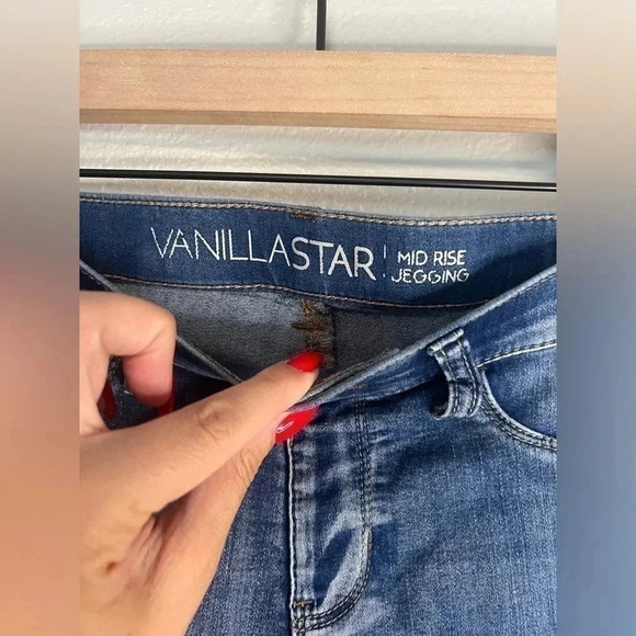 Vanilla star mid rise Jeggings - Picture 3 of 4